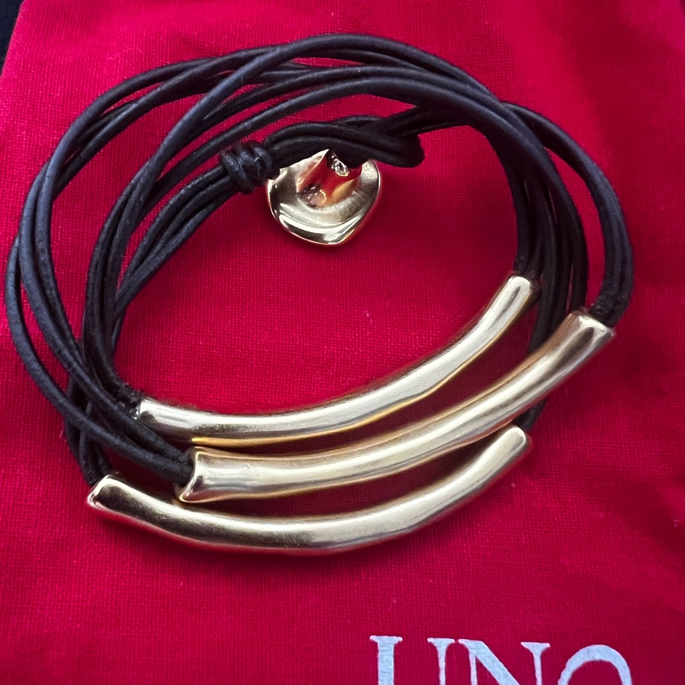 UNO de 50 Gold and Brown leather Bracelet with Modern Design